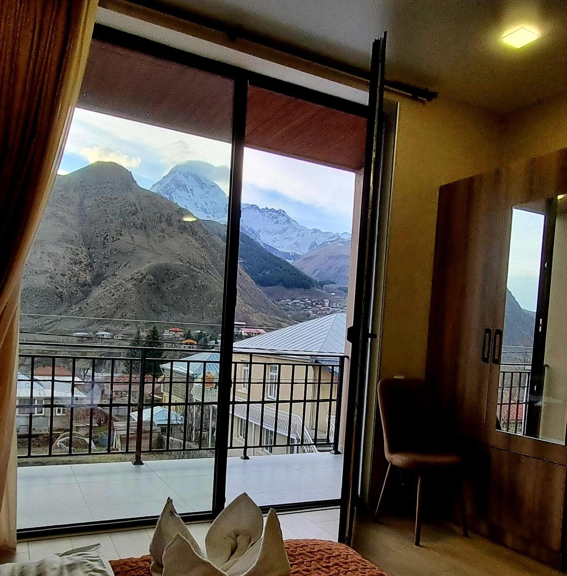 Hotel Sweet Night Kazbegi Exterior foto