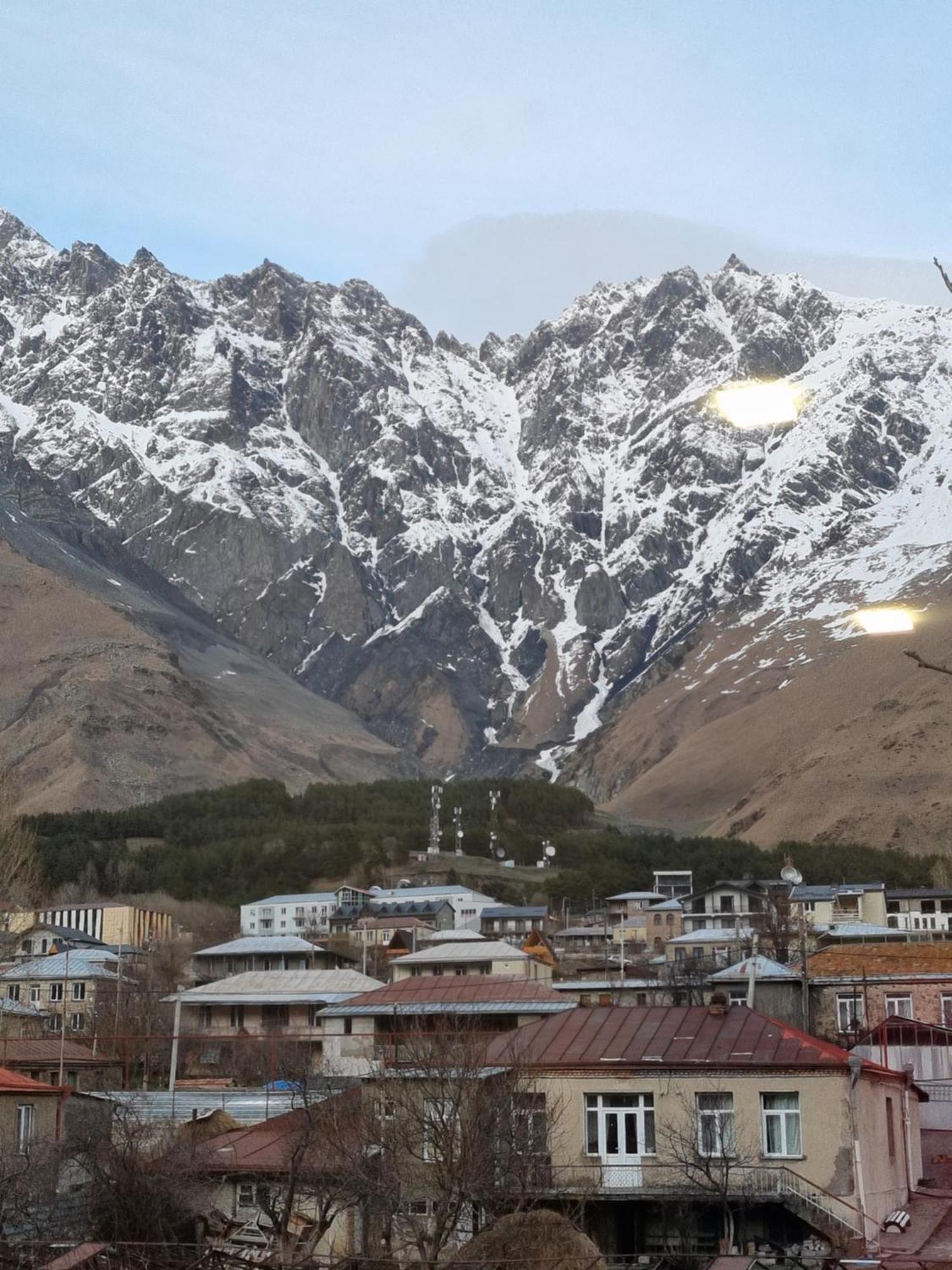 Hotel Sweet Night Kazbegi Exterior foto