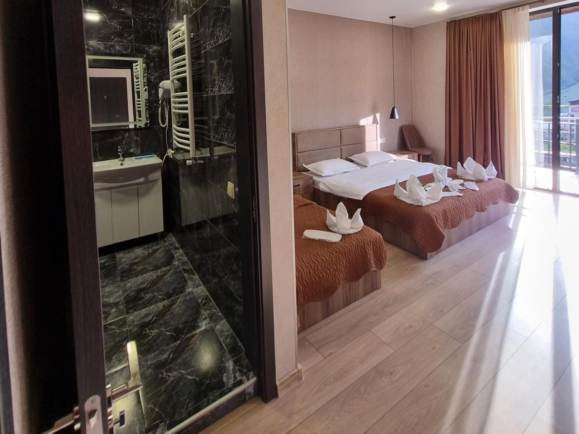 Hotel Sweet Night Kazbegi Cameră foto