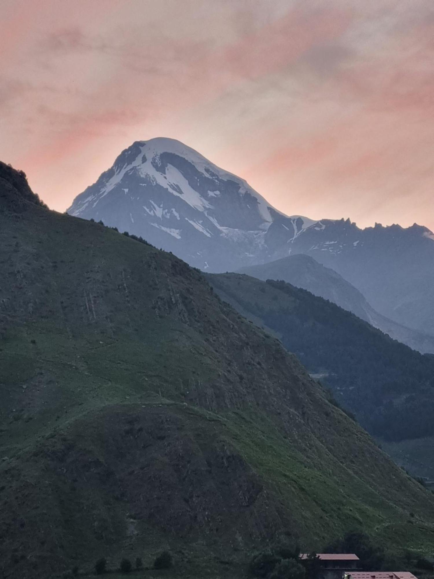 Hotel Sweet Night Kazbegi Cameră foto